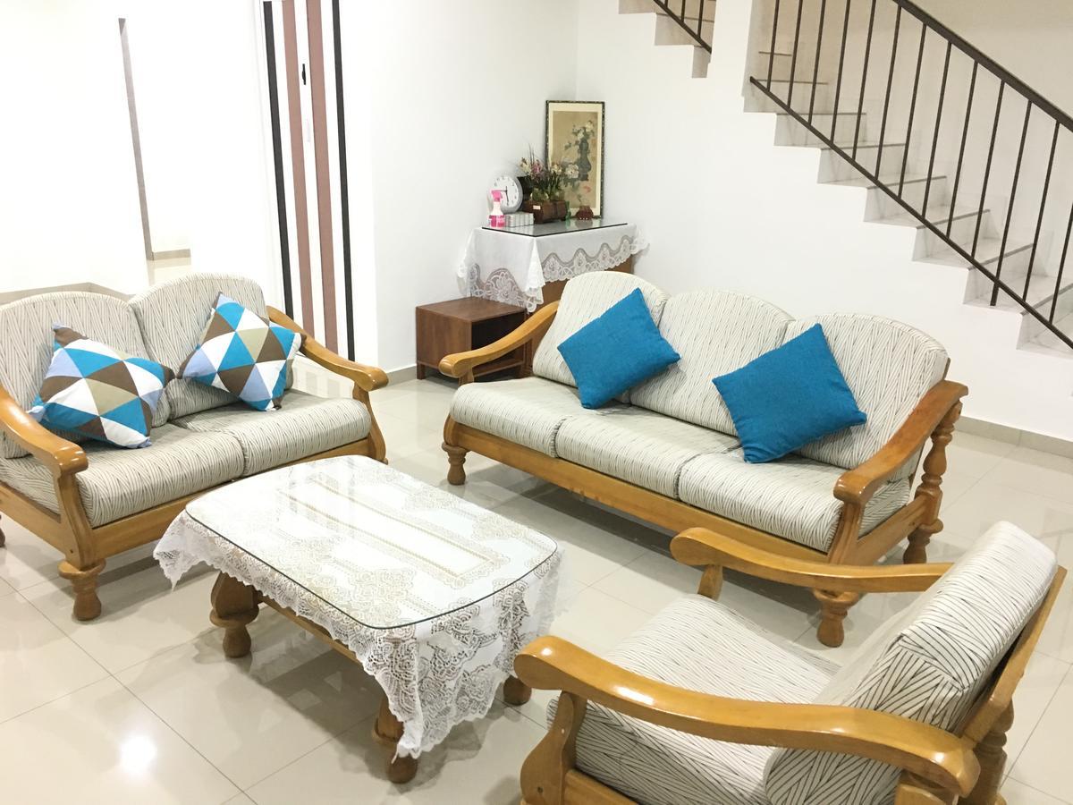 Bukit Katil Indah Homestay Malacca Luaran gambar
