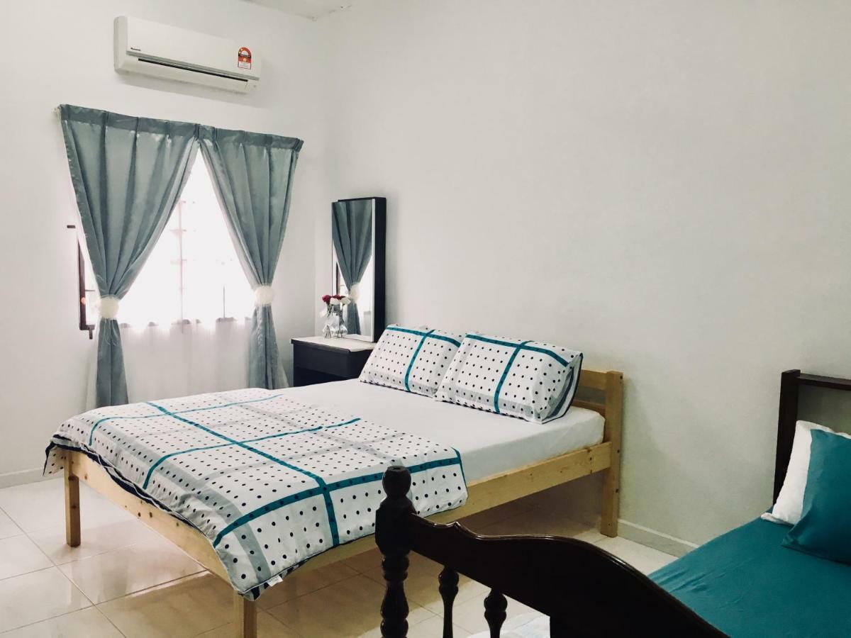 Bukit Katil Indah Homestay Malacca Luaran gambar